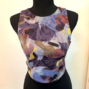 Like new Athleta Sports Bra Conscious Crop Low Impact Longline Sports Bra Size M